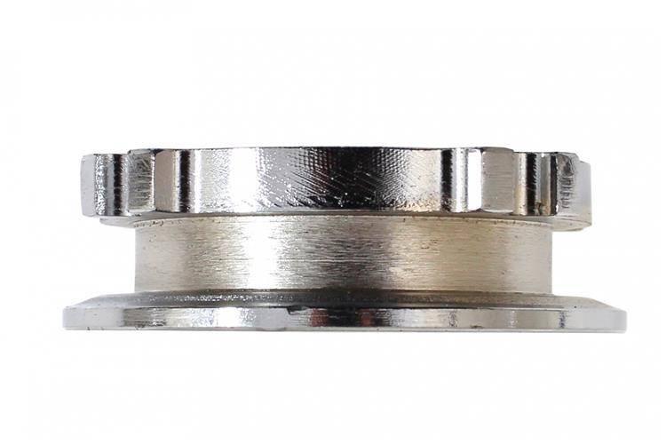 T3_laipalla_oleva_Turbo_liitetaan_V_Bandilla_Downpipeen