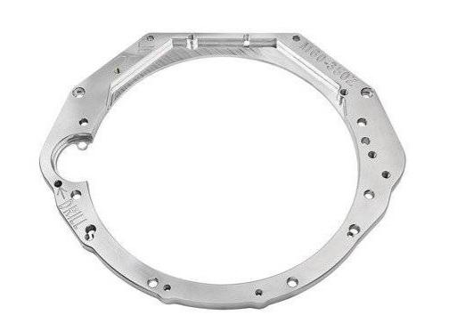 Bmw_V8_M60_moottori_to_Nissan_vaihteisto_valiadapteri_by_PMC_Motorsport