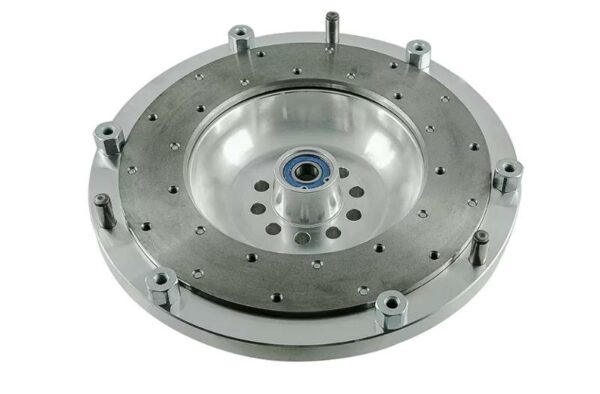 Audi_V8_moottori_to_Bmw_vaihteisto_vauhtipyora