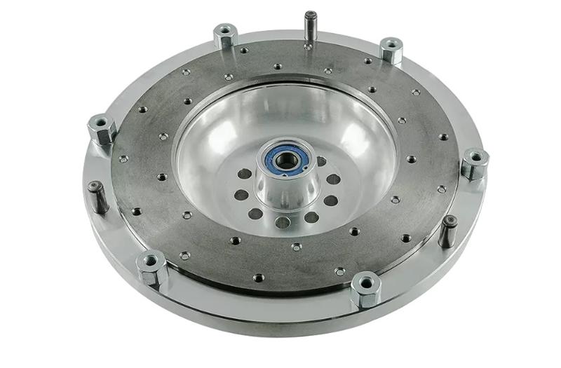 Audi_V8_moottori_to_Bmw_vaihteisto_vauhtipyora