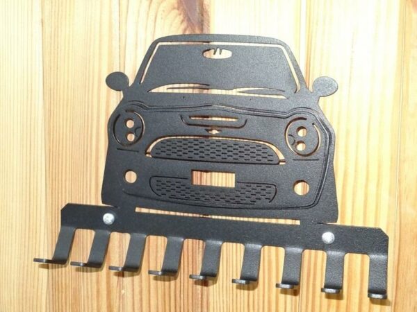 Mini_Cooper_R56__desing_avainteline_esim__seinaan