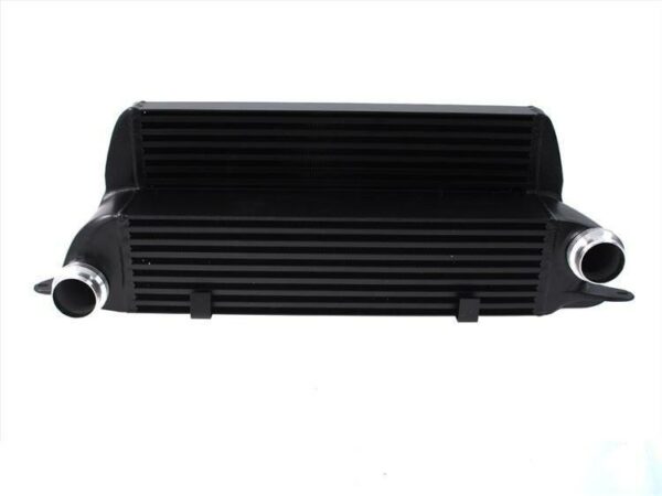 Bmw_E60__E61__E63__E64_sarja_535I_525D_530D_635D_valijaahdytin