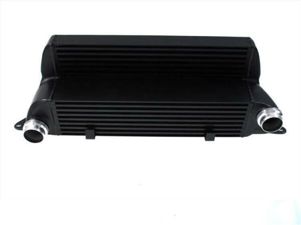 Bmw_E60__E61__E63__E64_sarja_535I_525D_530D_635D_valijaahdytin