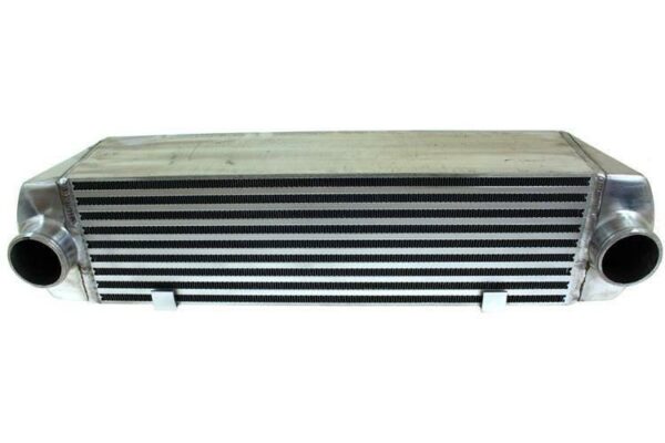 Bmw_100__300_sarjan_N54_moottorin_valijaahdytin